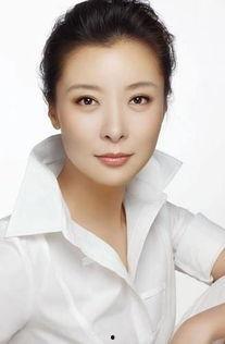 柯蓝家庭背景资料,出身名门，艺术世家培养出的璀璨明星